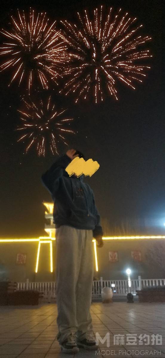 夜景模特