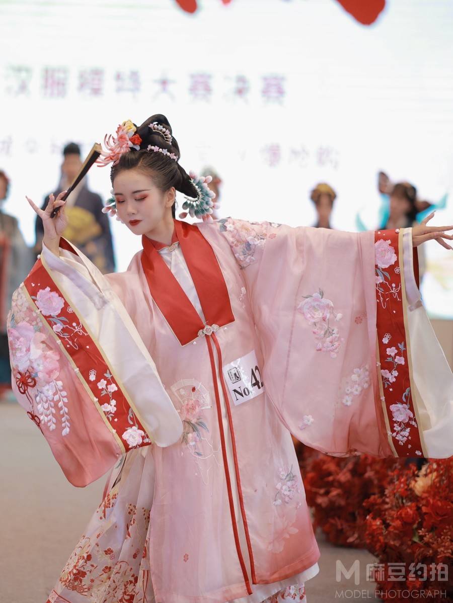 民国模特