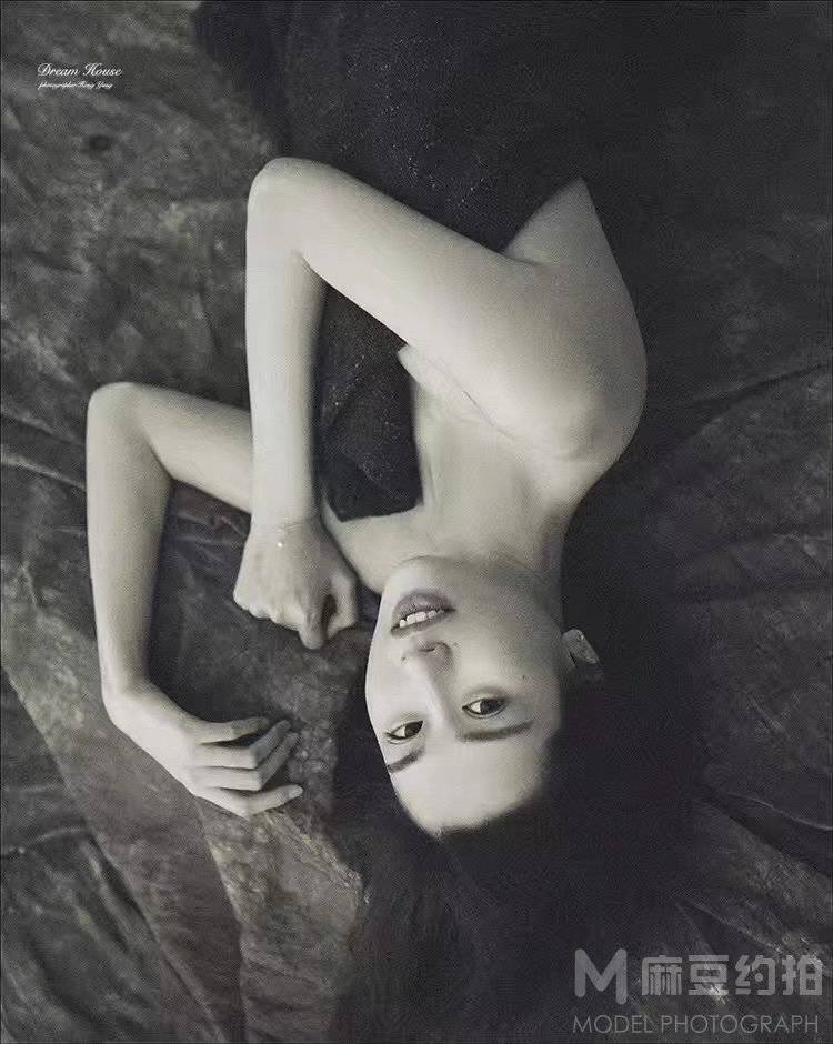 纪实模特