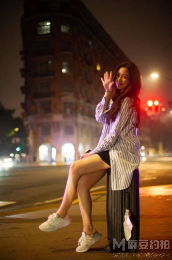 夜景模特