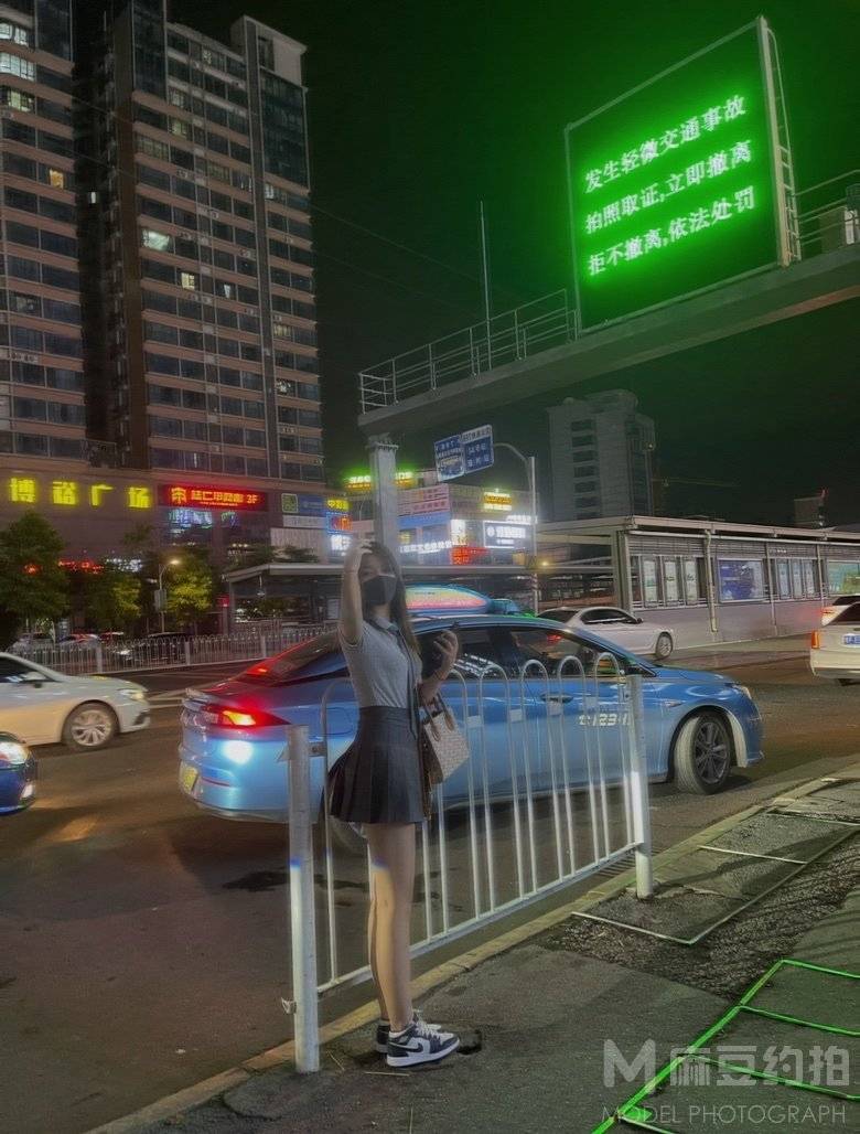 妆容模特