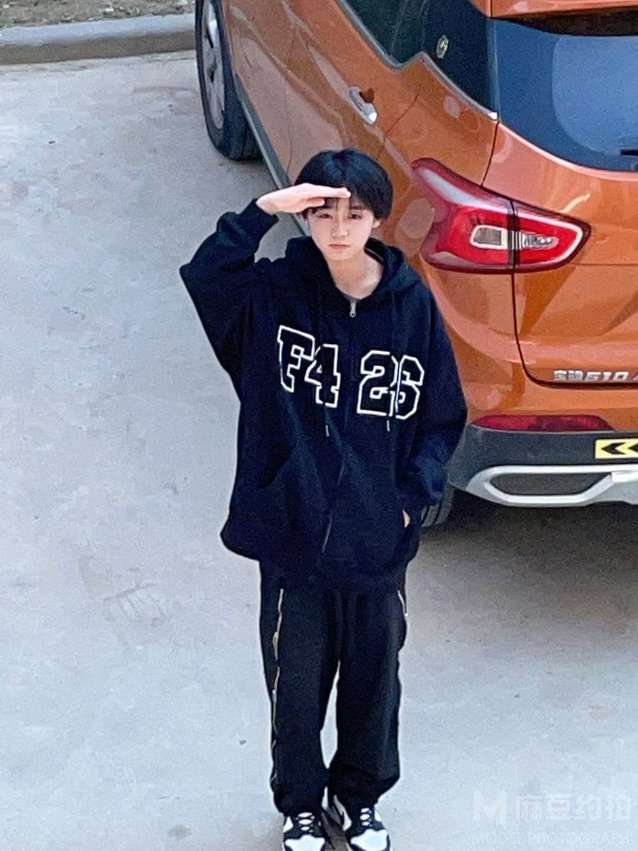 纪实模特