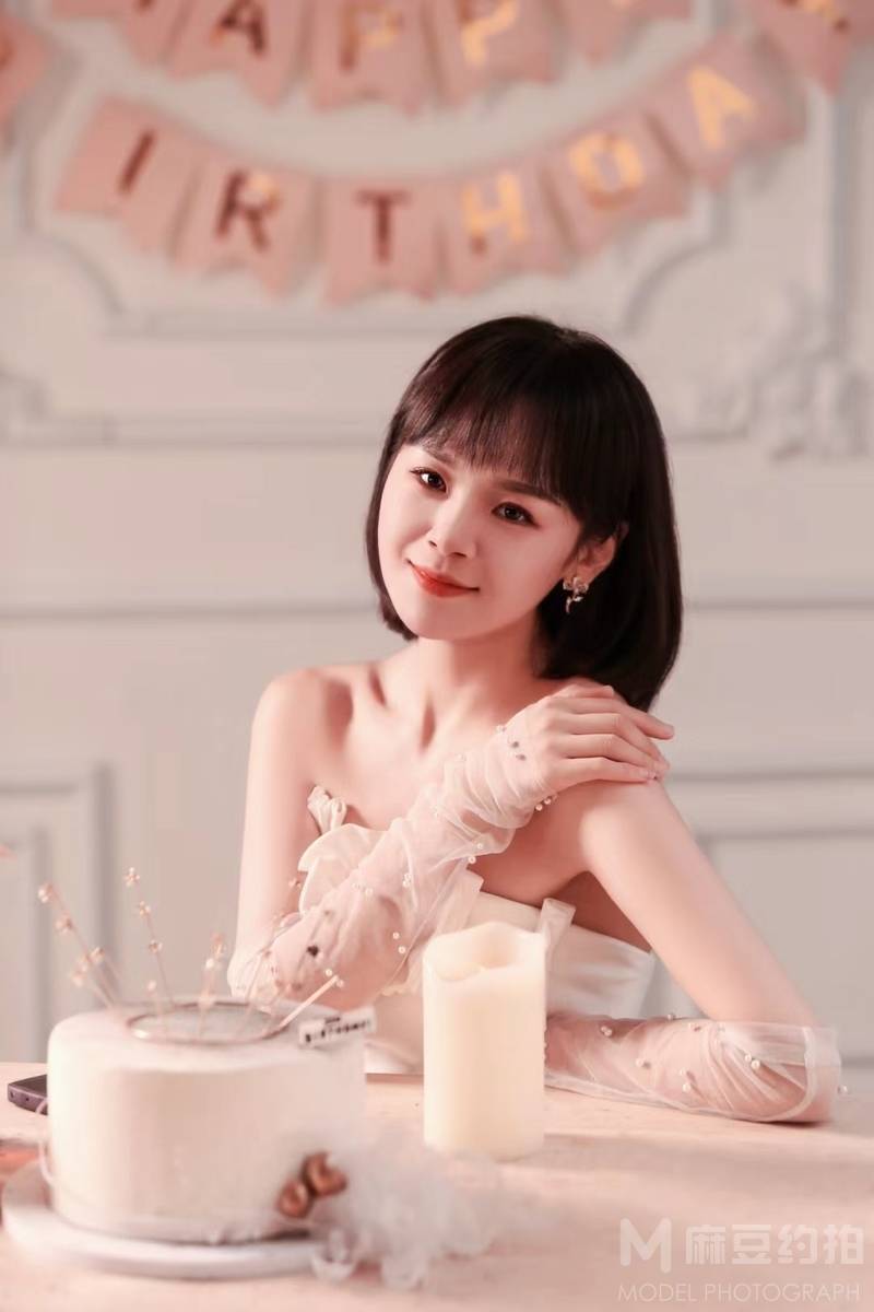 清新模特