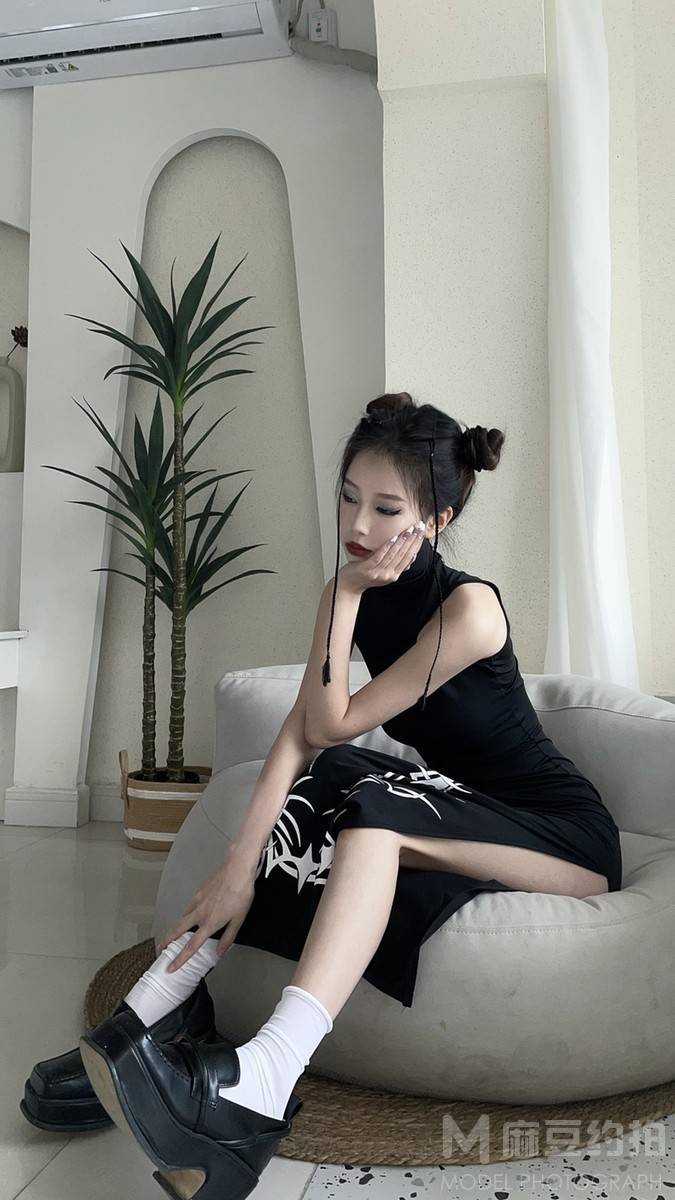 妆容模特