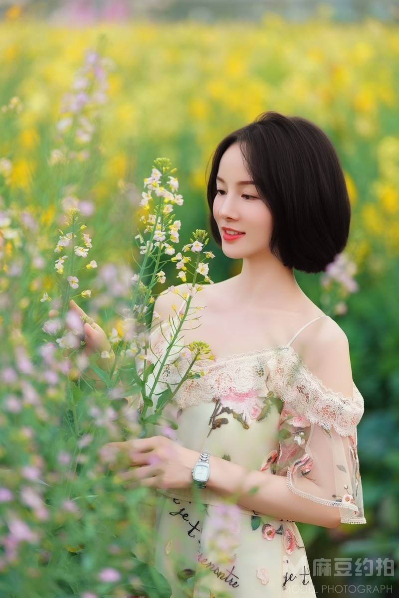 清新模特