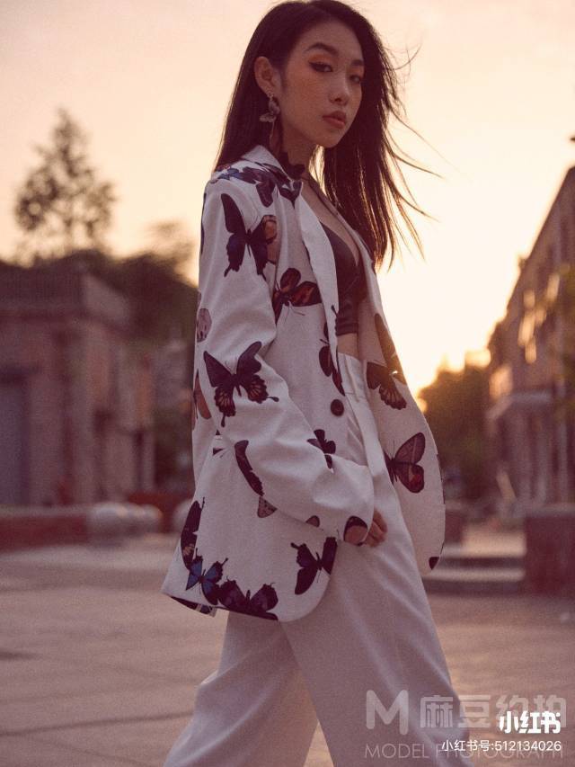 纪实模特