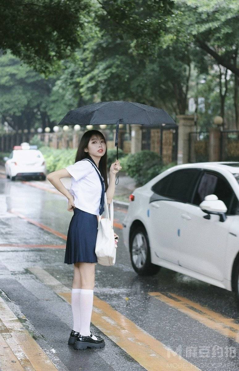 校园模特