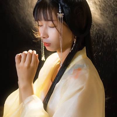 汉服模特