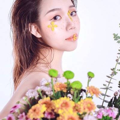 妆容模特