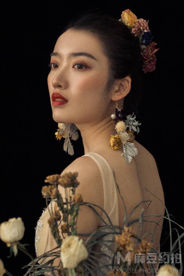 妆容模特