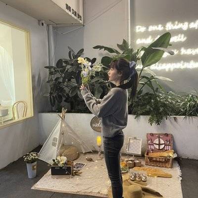 清新模特