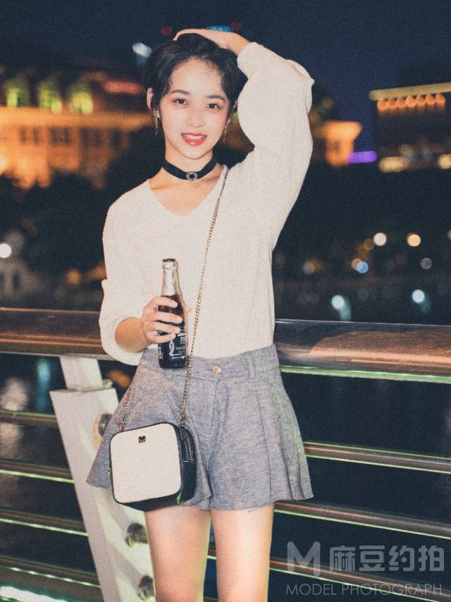 夜景模特