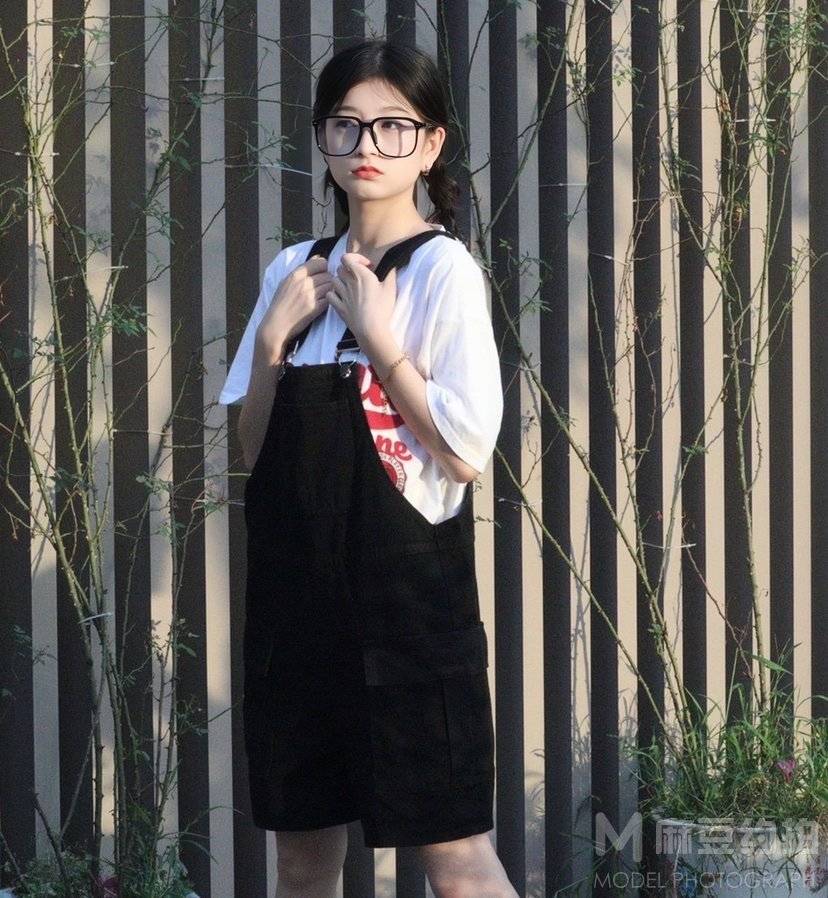 清新模特