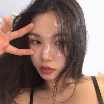 黑白模特