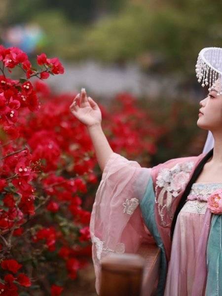 汉服模特