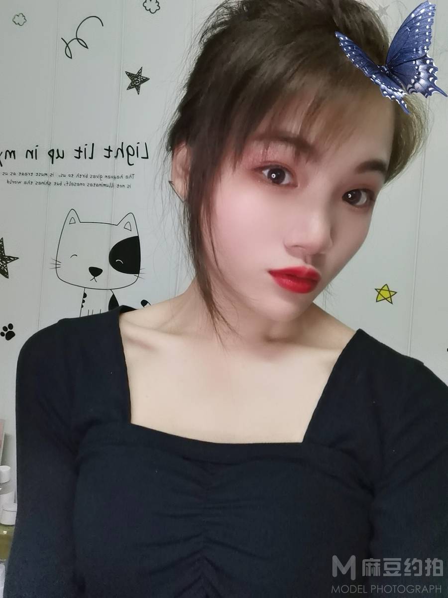 妆容模特