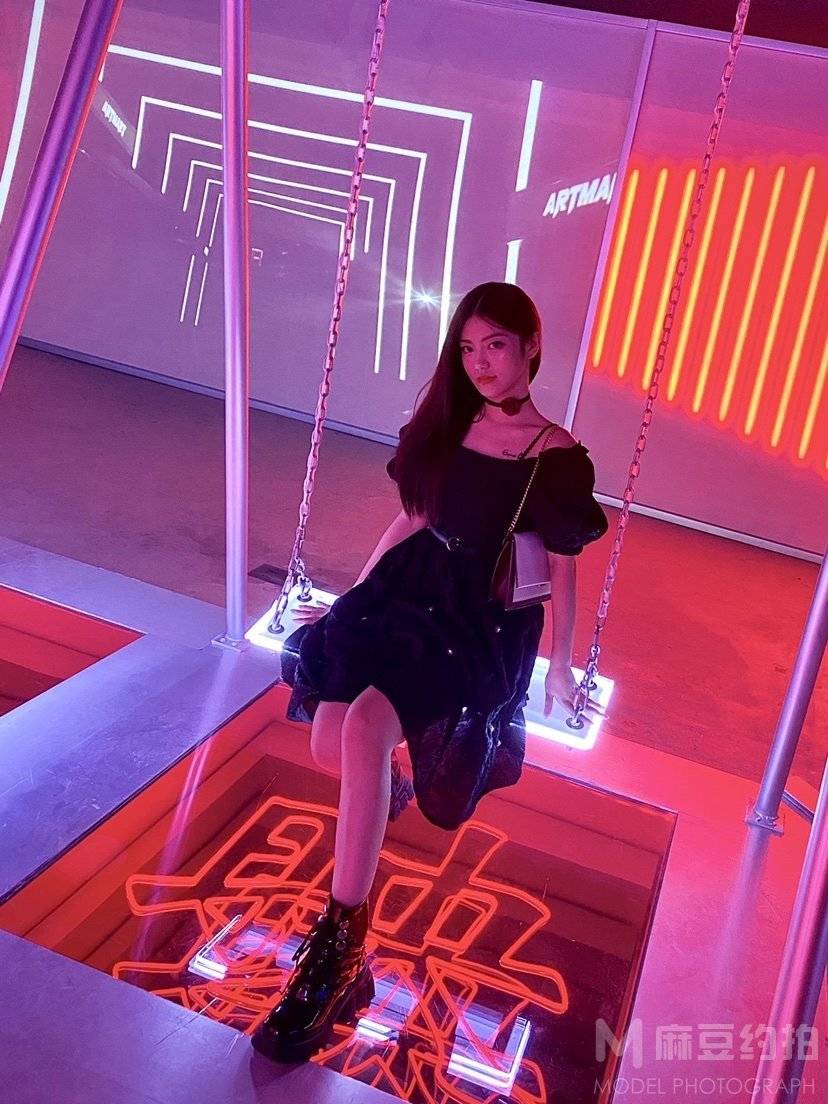 暗黑模特
