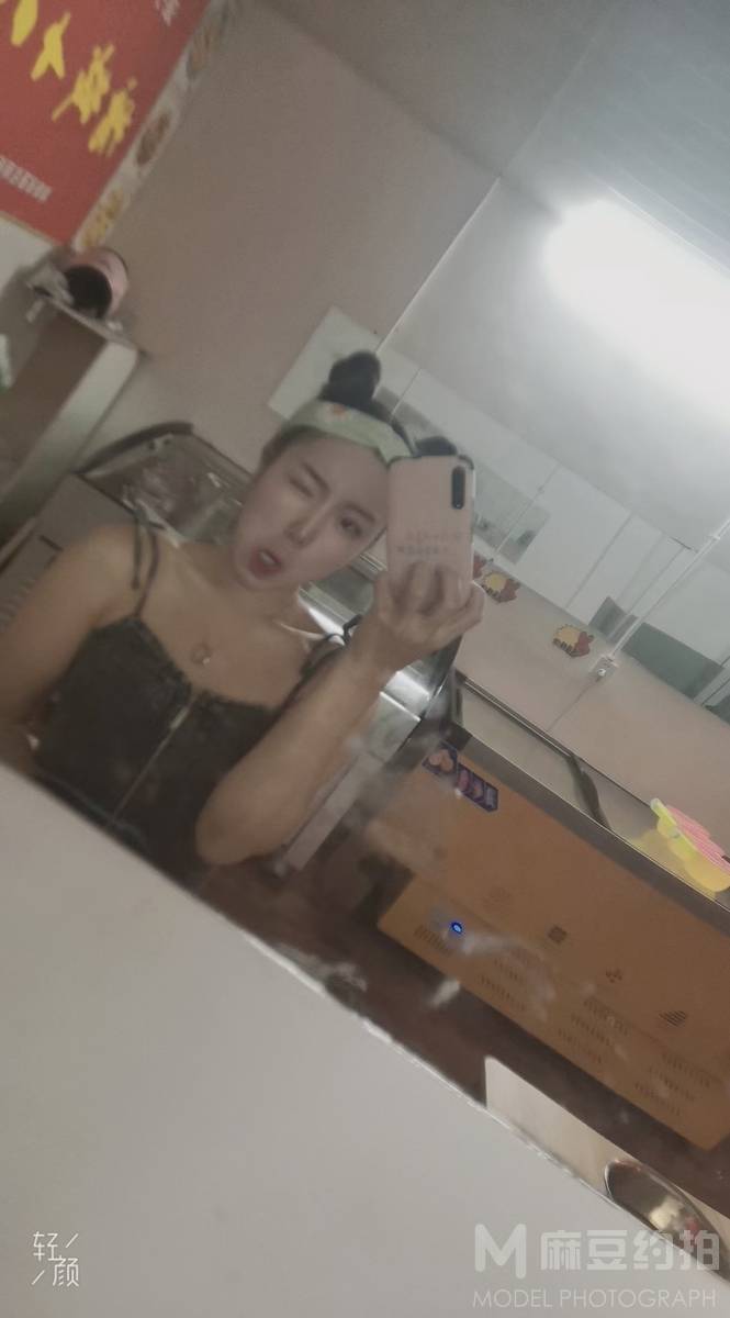 胶片模特