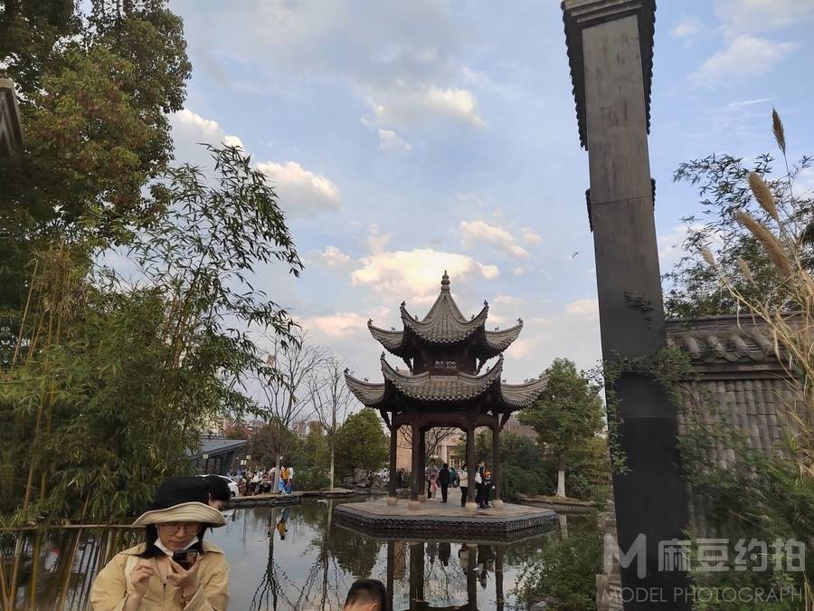 清新模特