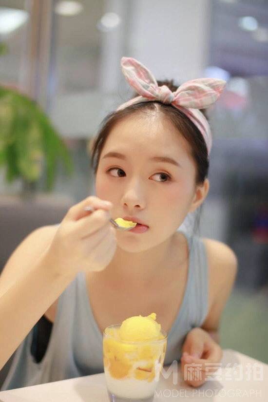 纪实模特