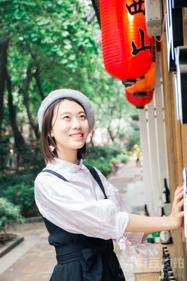 清新模特