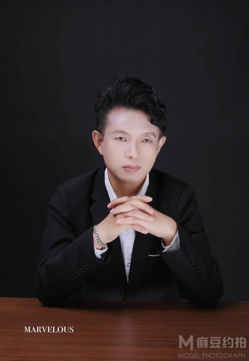 商务模特