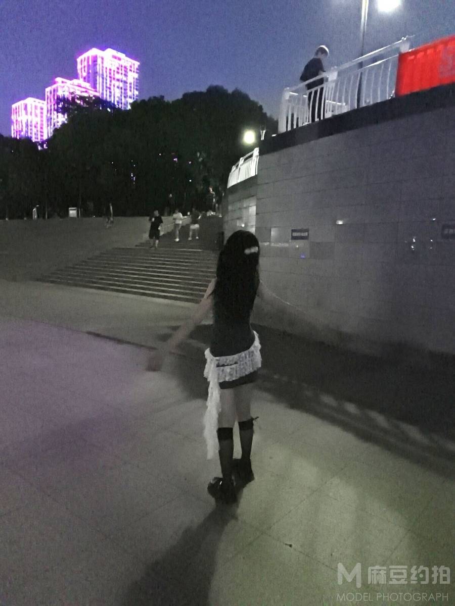 胶片模特
