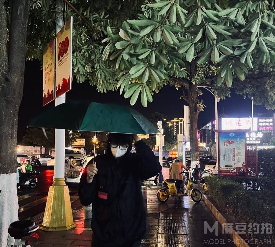 暗黑模特