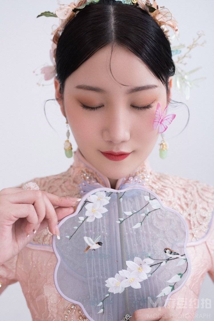 清新模特