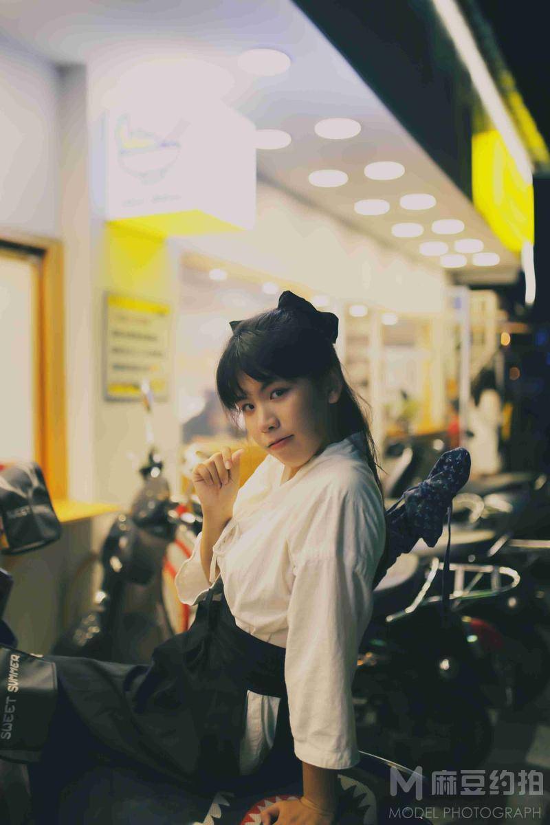 夜景模特