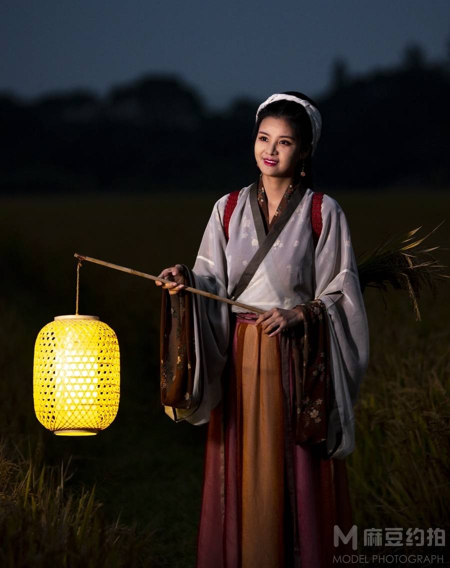 夜景模特
