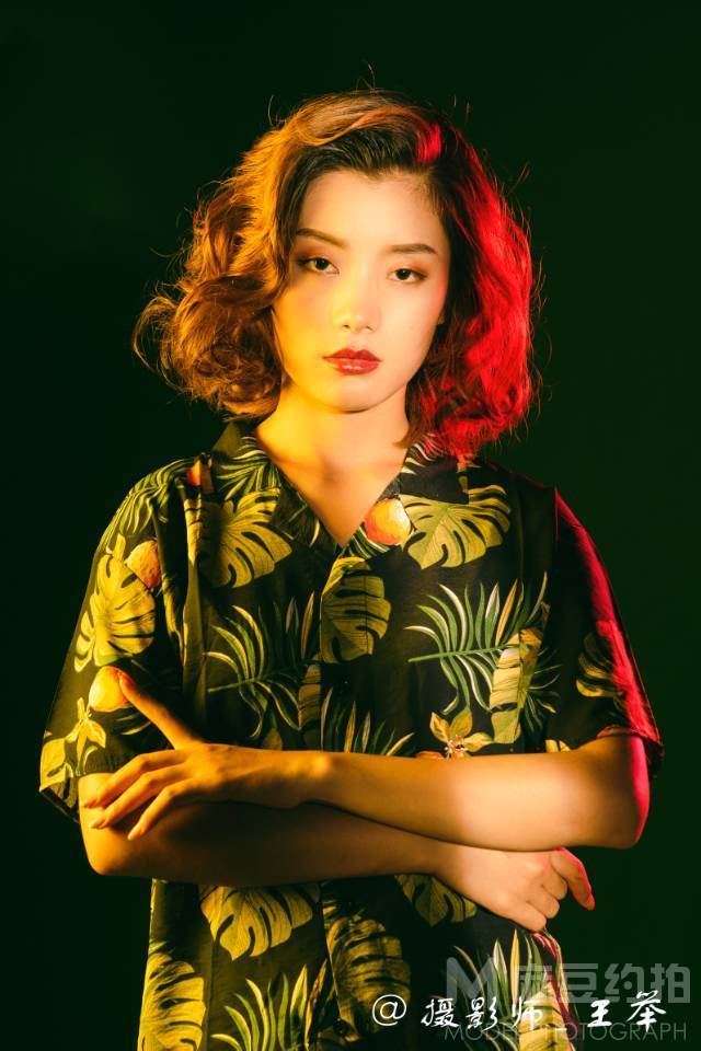 胶片模特