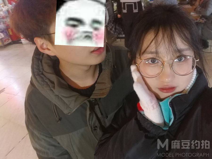 校园模特