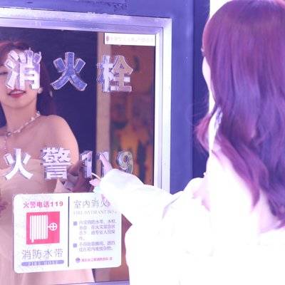 校园模特
