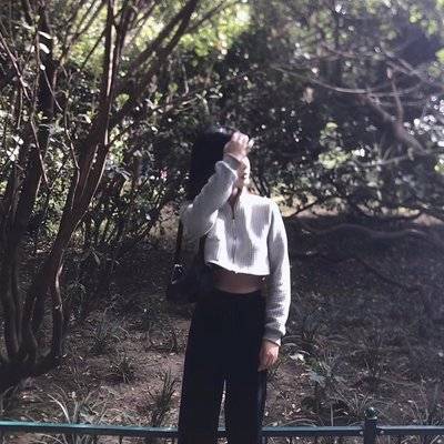 黑白模特