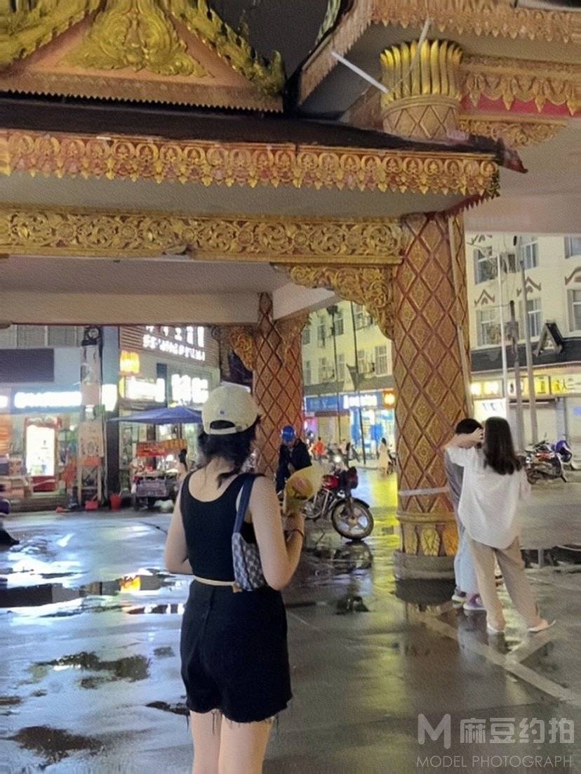 清新模特