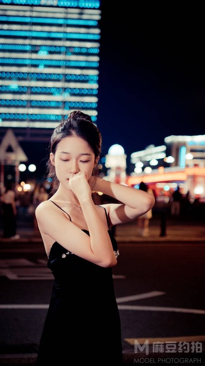 夜景模特