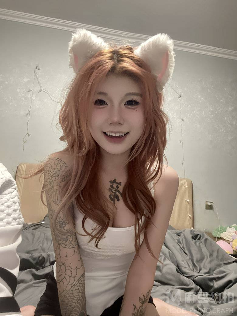 黑白模特