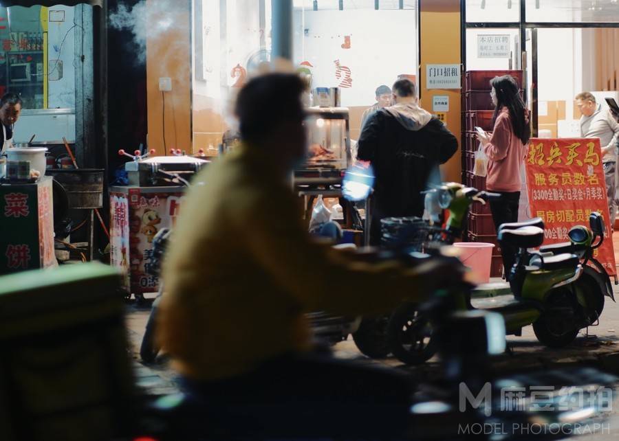 胶片模特