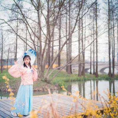 汉服模特