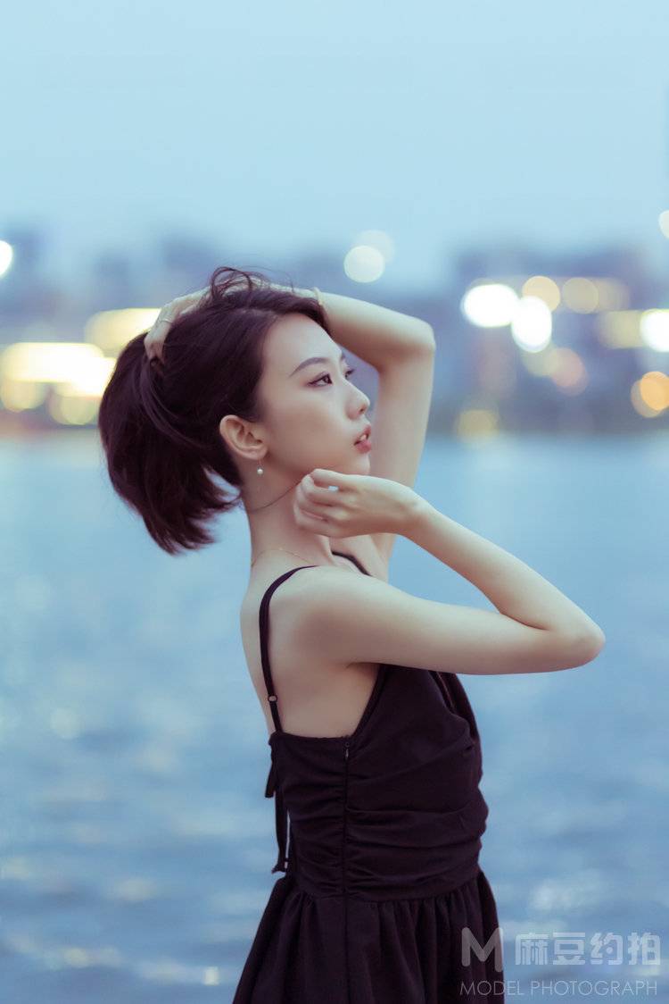 夜景模特
