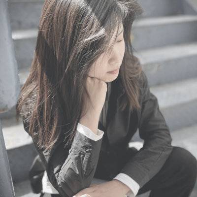 黑白模特
