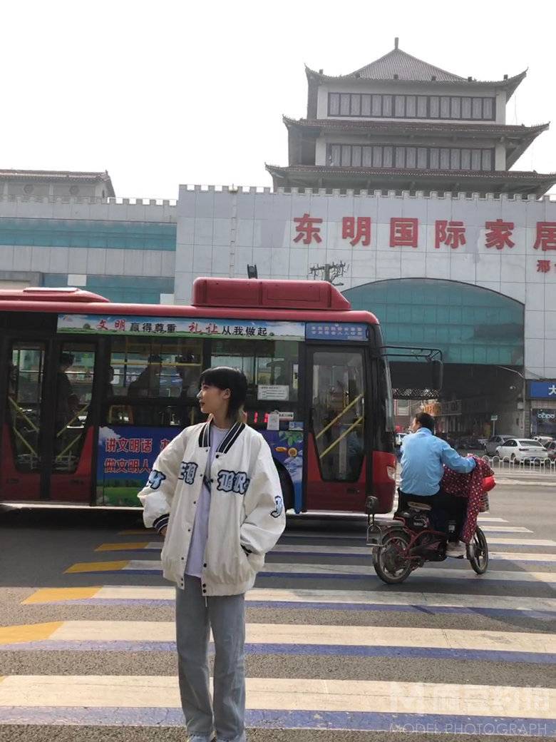 清新模特