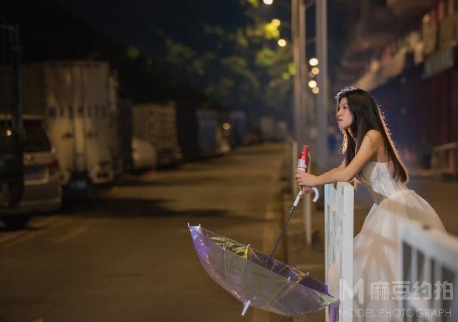 夜景模特