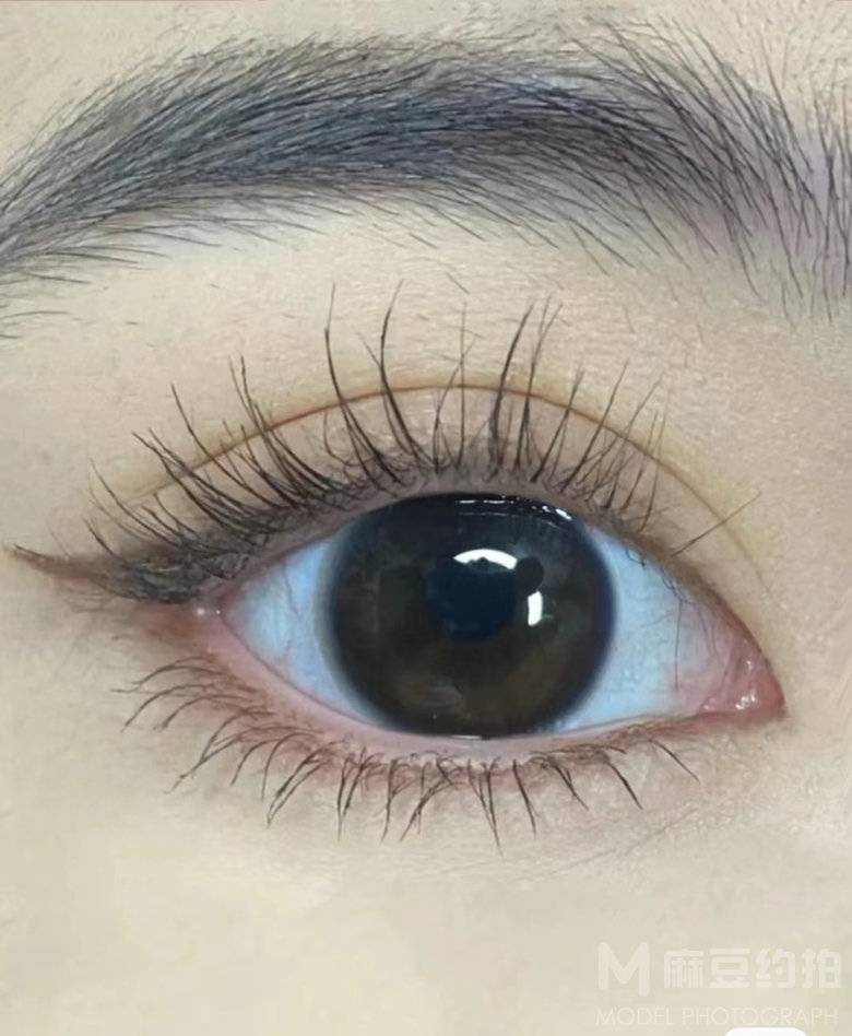 妆容模特