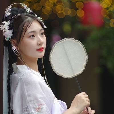 汉服模特