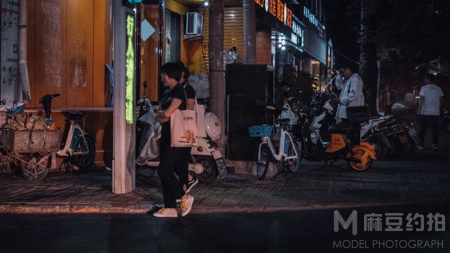 纪实模特