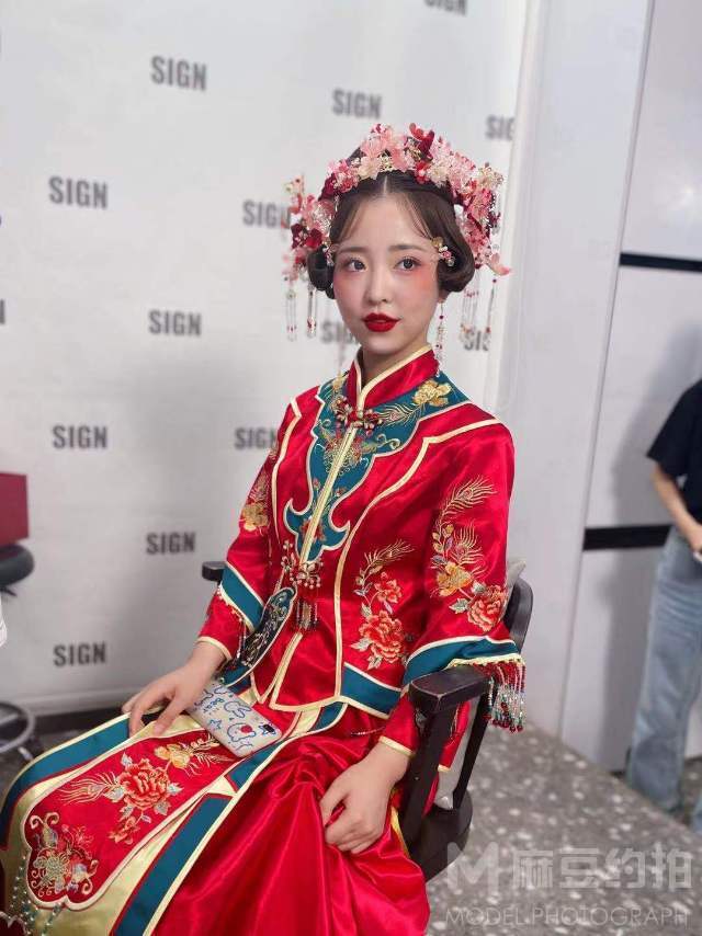 妆容模特