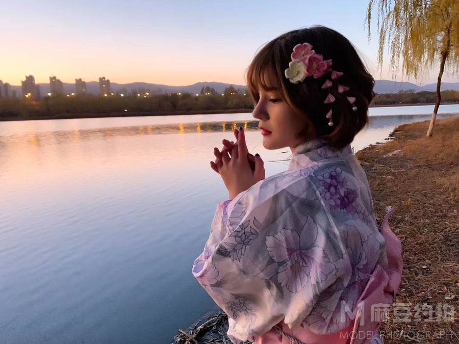 民国模特