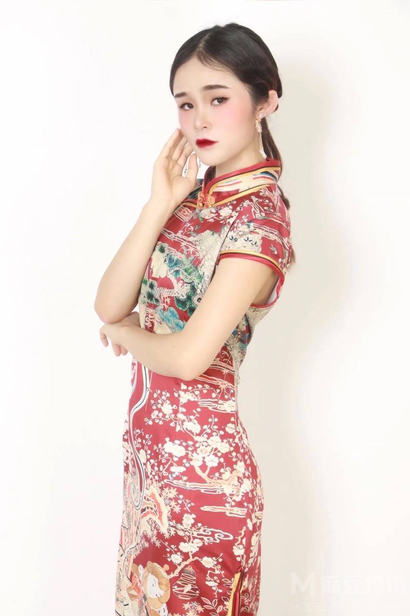 妆容模特